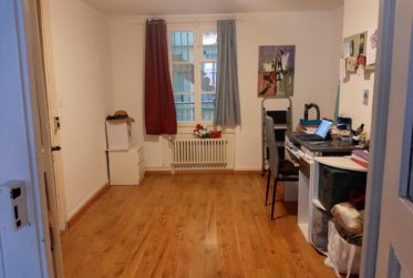 BEL APPARTEMENT 3 PIECES + CUISINE avec BALCON (CENTRE-VILLE)