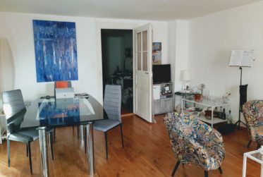 BEL APPARTEMENT 3 PIECES + CUISINE avec BALCON (CENTRE-VILLE)