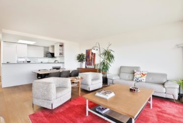 Splendide appartement de 3.5 pièces avec vue spectaculaire sur le lac