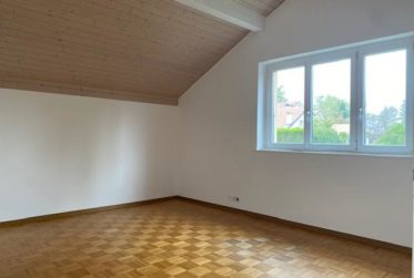 Maison familiale de 8 pièces à Mies