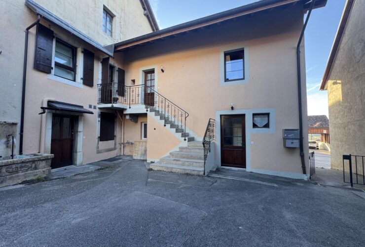 Magnifique triplex avec vue sur le lac à Bursins